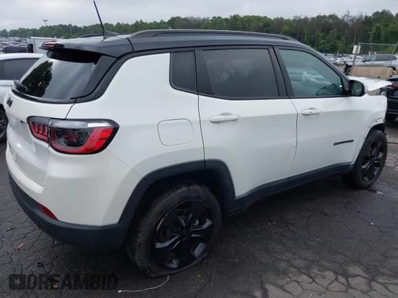 ✅ 2021 Jeep Compass Latitude • VIN: 3C4NJDBB1MT536215 • Lot: 42655056. Listed on IAAI with 46,985 mi. Free auction sales archive from the USA and detailed vehicle history report at DreamBid. Image 4.