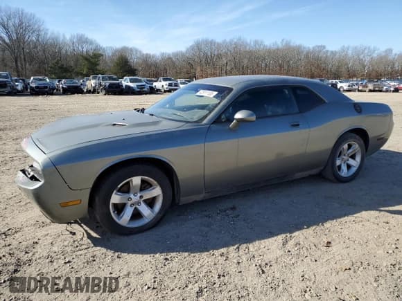 ✅ 2010 Dodge Challenger SE • VIN: 2B3CJ4DV8AH103317 • Lot: 42911135. Wystawiony na Copart z przebiegiem 163 618 mil. Bezpłatny archiwum sprzedaży aukcyjnych z USA i szczegółowy raport historii pojazdu na DreamBid. Zdjęcie 1.