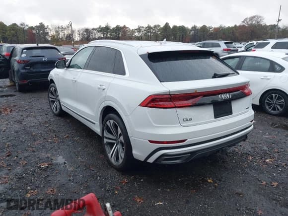✅ 2021 Audi Q8 Premium Plus • VIN: WA1EVAF10MD016740 • Lot: 43367182. Listed on IAAI with 65,403 mi. Free auction sales archive from the USA and detailed vehicle history report at DreamBid. Image 3.