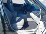 ✅ 2013 Toyota Highlander SE • VIN: 5TDZK3EH9DS103583 • Лот: 43472460. Опубликован ранее на IAAI с пробегом 105 782 миль. Бесплатный доступ к архиву аукционных продаж из США и подробный отчёт об истории автомобиля на DreamBid. Изображение 5.