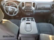 ✅ 2020 Chevrolet Silverado 1500 Custom • VIN: 3GCPYBEH8LG354981 • Lot: 92184055. Wystawiony na Copart z przebiegiem 149 203 mil. Bezpłatny archiwum sprzedaży aukcyjnych z USA i szczegółowy raport historii pojazdu na DreamBid. Zdjęcie 8.