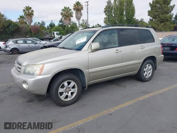 2001 Toyota Highlander с VIN JTEHF21A910003884, выставлен на аукционе IAAI как лот 42873410 с пробегом 168 333 миль миль и . История ставок и продаж доступна на DreamBid. Изображение 2.