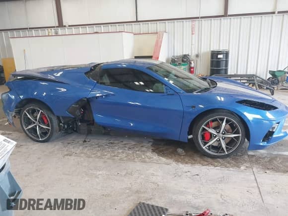 2021 Chevrolet Corvette 2LT z VIN 1G1YB2D41M5115133, wystawiony jako IAAI lot #43086866 z przebiegiem 24 381 mil mil oraz . Historia ofert i sprzedaży dostępna na DreamBid. Obrazek 14.