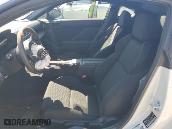 ✅ 2022 Toyota 86 • VIN: JF1ZNBB11N9752244 • Лот: 48674265. Опубликован ранее на Copart с пробегом Не указан. Бесплатный доступ к архиву аукционных продаж из США и подробный отчёт об истории автомобиля на DreamBid. Изображение 7.