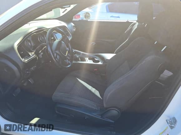 2016 Dodge Challenger R/T Plus Shaker с VIN 2C3CDZBT1GH202319, выставлен на аукционе Copart как лот 90089905 с пробегом 130 960 миль миль и Чистый • Clean title. История ставок и продаж доступна на DreamBid. Изображение 5.