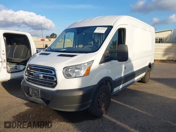 ✅ 2019 Ford Transit • VIN: 1FTYE2CM3KKA07286 • Лот: 40514524. Опубликован ранее на IAAI с пробегом 141 215 миль. Бесплатный доступ к архиву аукционных продаж из США и подробный отчёт об истории автомобиля на DreamBid. Изображение 20.
