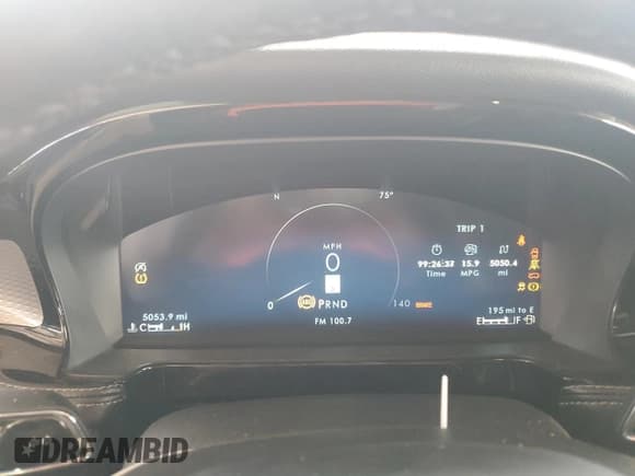 ✅ 2023 Lincoln Corsair Reserve • VIN: 5LMCJ2CAXPUL24546 • Lot: 44925745. Wystawiony na Copart z przebiegiem 5 053 mil. Bezpłatny archiwum sprzedaży aukcyjnych z USA i szczegółowy raport historii pojazdu na DreamBid. Zdjęcie 9.