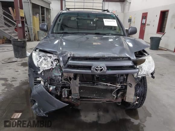 ✅ 2005 Toyota 4Runner Limited • VIN: JTEBT17R450053832 • Lot: 43668478. Listed on IAAI with 224,872 mi. Free auction sales archive from the USA and detailed vehicle history report at DreamBid. Image 6.