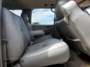 ✅ 2005 GMC Yukon XL SLT • VIN: 1GKEC16Z75J186182 • Lot: 49552555. Wystawiony na Copart z przebiegiem 176 659 mil. Bezpłatny archiwum sprzedaży aukcyjnych z USA i szczegółowy raport historii pojazdu na DreamBid. Zdjęcie 11.