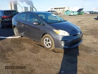 ✅ 2013 Toyota Prius Three • VIN: JTDKN3DU0D1678675 • Lot: 43821439. Listed on IAAI with 184,901 mi. Free auction sales archive from the USA and detailed vehicle history report at DreamBid. Image 1.