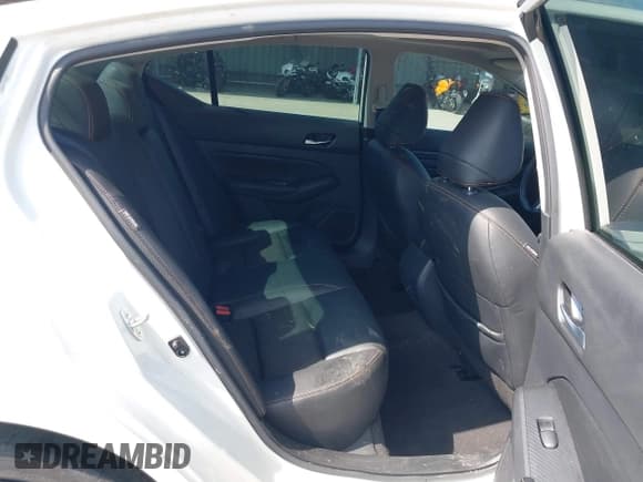 ✅ 2022 Nissan Altima SR • VIN: 1N4BL4CV4NN349127 • Lot: 43223814. Listed on IAAI with 80,063 mi. Free auction sales archive from the USA and detailed vehicle history report at DreamBid. Image 8.