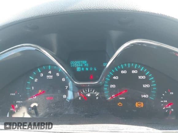 ✅ 2015 Chevrolet Traverse LT • VIN: 1GNKRGKD5FJ292200 • Lot: 43601906. Wystawiony na IAAI z przebiegiem 165 844 mil. Bezpłatny archiwum sprzedaży aukcyjnych z USA i szczegółowy raport historii pojazdu na DreamBid. Zdjęcie 7.