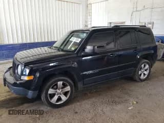 ✅ 2014 Jeep Patriot Latitude • VIN: 1C4NJPFB6ED646499 • Lot: 63466055. Listed on Copart with 182,955 mi. Free auction sales archive from the USA and detailed vehicle history report at DreamBid. Image 1.
