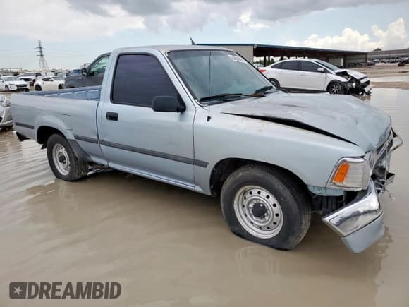 ✅ 1991 Toyota Pickup DX • VIN: JT4RN81P1M5095583 • Lot: 64683605. Wystawiony na Copart z przebiegiem 156 615 mil. Bezpłatny archiwum sprzedaży aukcyjnych z USA i szczegółowy raport historii pojazdu na DreamBid. Zdjęcie 4.