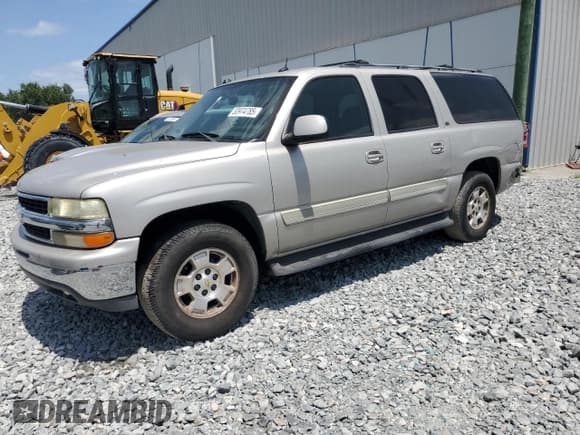 ✅ 2005 Chevrolet Suburban LT • VIN: 3GNEC16Z15G280353 • Lot: 53974785. Wystawiony na Copart z przebiegiem 389 849 mil. Bezpłatny archiwum sprzedaży aukcyjnych z USA i szczegółowy raport historii pojazdu na DreamBid. Zdjęcie 1.