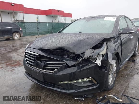 ✅ 2015 Hyundai Sonata Limited • VIN: 5NPE34AF7FH152389 • Лот: 43434143. Опубликован ранее на IAAI с пробегом 144 312 миль. Бесплатный доступ к архиву аукционных продаж из США и подробный отчёт об истории автомобиля на DreamBid. Изображение 6.