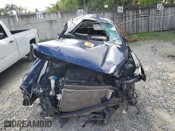 ✅ 2019 Hyundai Santa Fe SE • VIN: 5NMS23AD9KH027450 • Lot: 60920094. Wystawiony na Copart z przebiegiem Nie podano. Bezpłatny archiwum sprzedaży aukcyjnych z USA i szczegółowy raport historii pojazdu na DreamBid. Zdjęcie 5.