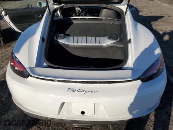✅ 2018 Porsche 718 Cayman • VIN: WP0AA2A87JK262265 • Lot: 72843263. Listed on Copart with 32,732 mi. Free auction sales archive from the USA and detailed vehicle history report at DreamBid. Image 12.