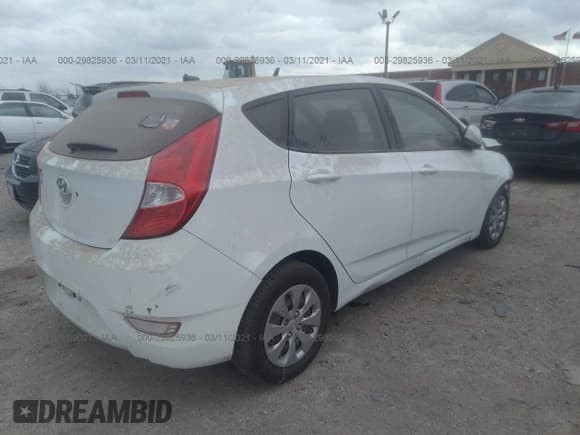 ✅ 2016 Hyundai Accent SE • VIN: KMHCT5AE8GU256221 • Лот: 29825936. Опубликован ранее на IAAI с пробегом 77 659 миль. Бесплатный доступ к архиву аукционных продаж из США и подробный отчёт об истории автомобиля на DreamBid. Изображение 4.