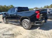 ✅ 2019 Chevrolet Silverado 1500 High Country • VIN: 3GCPWFEDXKG285607 • Lot: 49197955. Wystawiony na Copart z przebiegiem 107 710 mil. Bezpłatny archiwum sprzedaży aukcyjnych z USA i szczegółowy raport historii pojazdu na DreamBid. Zdjęcie 2.