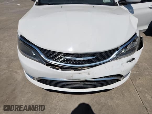 ✅ 2016 Chrysler 200 Limited • VIN: 1C3CCCAB4GN102067 • Lot: 83988055. Listed on Copart with 105,719 mi. Free auction sales archive from the USA and detailed vehicle history report at DreamBid. Image 11.