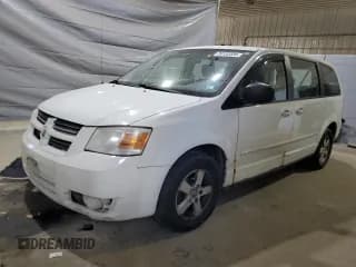✅ 2010 Dodge Grand Caravan SE • VIN: 2D4RN4DE0AR172173 • Lot: 70133335. Wystawiony na Copart z przebiegiem 381 661 mil. Bezpłatny archiwum sprzedaży aukcyjnych z USA i szczegółowy raport historii pojazdu na DreamBid. Zdjęcie 1.