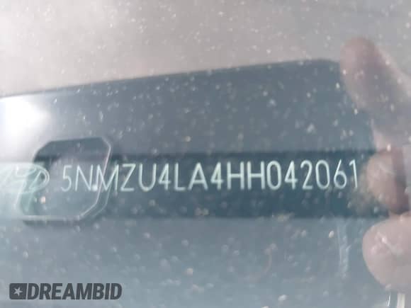 2017 Hyundai Santa Fe 2.0T с VIN 5NMZU4LA4HH042061, выставлен на аукционе IAAI как лот 42671781 с пробегом 108 104 миль миль и . История ставок и продаж доступна на DreamBid. Изображение 9.