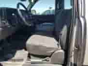 2005 Chevrolet Silverado 1500 Work Truck с VIN 1GCEC14VX5Z355396, выставлен на аукционе Copart как лот 57337435 с пробегом 167 498 миль миль и Чистый • Clean title. История ставок и продаж доступна на DreamBid. Изображение 7.