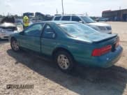 ✅ 1996 Ford Thunderbird LX • VIN: 1FALP624XTH150933 • Lot: 42683482. Wystawiony na IAAI z przebiegiem 181 765 mil. Bezpłatny archiwum sprzedaży aukcyjnych z USA i szczegółowy raport historii pojazdu na DreamBid. Zdjęcie 3.