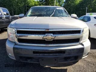 ✅ 2009 Chevrolet Silverado 1500 LTZ • VIN: 3GCEK33M99G262768 • Lot: 61080344. Listed on Copart with 169,986 mi. Free auction sales archive from the USA and detailed vehicle history report at DreamBid. Image 5.