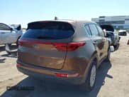 ✅ 2018 Kia Sportage LX • VIN: KNDPM3ACXJ7348412 • Lot: 43420373. Wystawiony na IAAI z przebiegiem 85 859 mil. Bezpłatny archiwum sprzedaży aukcyjnych z USA i szczegółowy raport historii pojazdu na DreamBid. Zdjęcie 4.