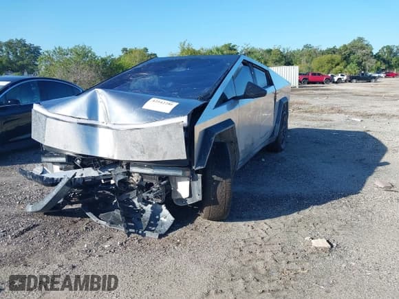 ✅ 2025 Tesla Cybertruck • VIN: 7G2CEHED1SA058416 • Лот: 42542280. Опубликован ранее на IAAI с пробегом 17 345 миль. Бесплатный доступ к архиву аукционных продаж из США и подробный отчёт об истории автомобиля на DreamBid. Изображение 2.