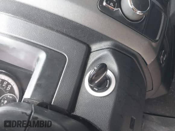 2017 Ram 1500 Express с VIN 1C6RR6FT1HS752735, выставлен на аукционе IAAI как лот 42271172 с пробегом 114 289 миль миль и . История ставок и продаж доступна на DreamBid. Изображение 11.