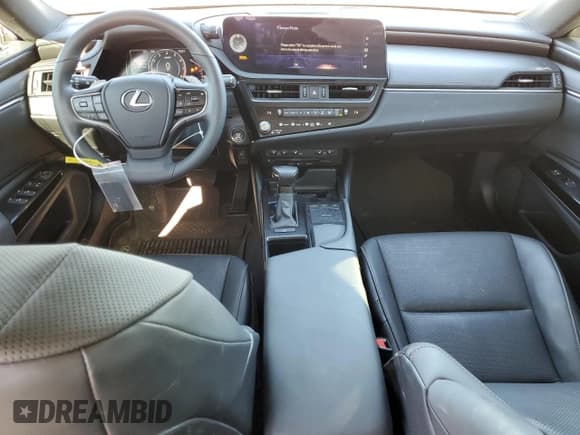 ✅ 2022 Lexus ES 250 • VIN: 58AD11D17NU008947 • Lot: 85534295. Listed on Copart with 43,709 mi. Free auction sales archive from the USA and detailed vehicle history report at DreamBid. Image 8.