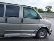 ✅ 2000 GMC Savana Cargo RV Conversion • VIN: 1GDFG15R6Y1243302 • Lot: 42852147. Wystawiony na IAAI z przebiegiem 130 682 mil. Bezpłatny archiwum sprzedaży aukcyjnych z USA i szczegółowy raport historii pojazdu na DreamBid. Zdjęcie 15.
