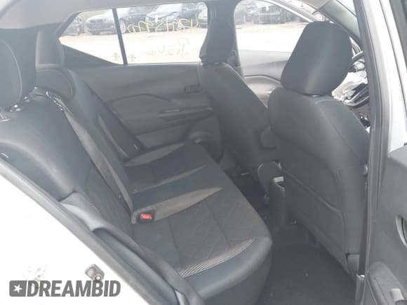 ✅ 2020 Nissan Kicks S • VIN: 3N1CP5BV3LL480785 • Lot: 42915970. Listed on IAAI with 108,331 mi. Free auction sales archive from the USA and detailed vehicle history report at DreamBid. Image 8.