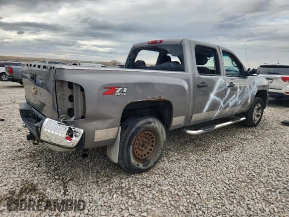✅ 2007 Chevrolet Silverado 1500 1LT • VIN: 2GCEK13M371700078 • Lot: 92860935. Listed on Copart with 269,752 mi. Free auction sales archive from the USA and detailed vehicle history report at DreamBid. Image 3.