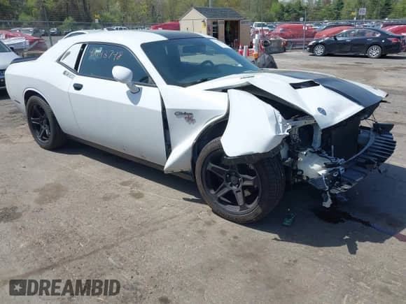 2018 Dodge Challenger R/T z VIN 2C3CDZBT2JH259541, wystawiony jako IAAI lot #42143798 z przebiegiem 90 510 mil mil oraz . Historia ofert i sprzedaży dostępna na DreamBid. Obrazek 1.