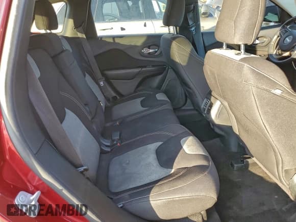 ✅ 2014 Jeep Cherokee Latitude • VIN: 1C4PJLCB7EW144577 • Lot: 95681575. Wystawiony na Copart z przebiegiem 146 951 mil. Bezpłatny archiwum sprzedaży aukcyjnych z USA i szczegółowy raport historii pojazdu na DreamBid. Zdjęcie 11.