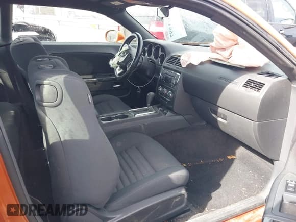 ✅ 2011 Dodge Challenger • VIN: 2B3CJ4DG3BH596522 • Lot: 43671597. Listed on IAAI with 87,073 mi. Free auction sales archive from the USA and detailed vehicle history report at DreamBid. Image 5.