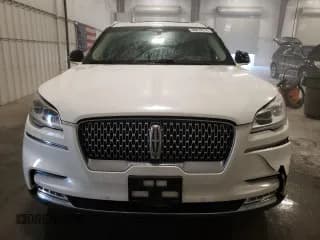 ✅ 2020 Lincoln Aviator Reserve • VIN: 5LM5J7XC9LGL25066 • Lot: 40813574. Listed on Copart with 49,989 mi. Free auction sales archive from the USA and detailed vehicle history report at DreamBid. Image 5.