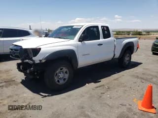✅ 2013 Toyota Tacoma • VIN: 5TFUX4EN8DX022088 • Lot: 64390305. Listed on Copart with 221,309 mi. Free auction sales archive from the USA and detailed vehicle history report at DreamBid. Image 1.