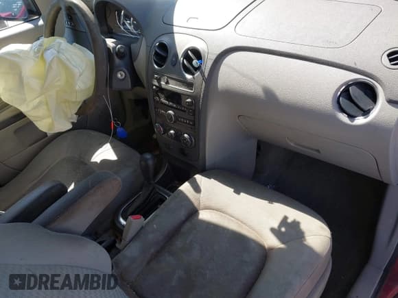 ✅ 2010 Chevrolet HHR LS • VIN: 3GNBAADB4AS503524 • Lot: 41645787. Listed on IAAI with 208,220 mi. Free auction sales archive from the USA and detailed vehicle history report at DreamBid. Image 5.