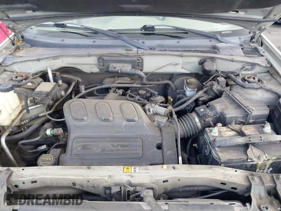 ✅ 2004 Ford Escape Limited • VIN: 1FMCU04104KA41934 • Lot: 41444706. Listed on IAAI with 169,347 mi. Free auction sales archive from the USA and detailed vehicle history report at DreamBid. Image 10.