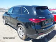 ✅ 2023 Mercedes-Benz GLC 300 • VIN: W1NKM4HB0PU023090 • Lot: 42699711. Listed on IAAI with 30,340 mi. Free auction sales archive from the USA and detailed vehicle history report at DreamBid. Image 3.