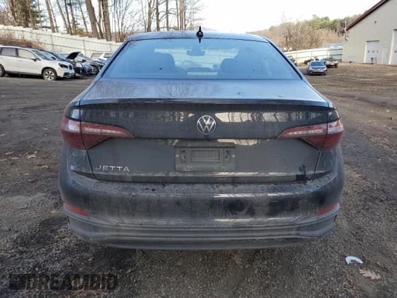 ✅ 2023 Volkswagen Jetta Sport • VIN: 3VWAM7BU9PM039563 • Lot: 79229304. Listed on Copart with 15,722 mi. Free auction sales archive from the USA and detailed vehicle history report at DreamBid. Image 6.