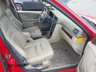 ✅ 2000 Volvo V70 • VIN: YV1LW56D1Y2658651 • Лот: 42817100. Опубликован ранее на IAAI с пробегом 146 666 миль. Бесплатный доступ к архиву аукционных продаж из США и подробный отчёт об истории автомобиля на DreamBid. Изображение 5.