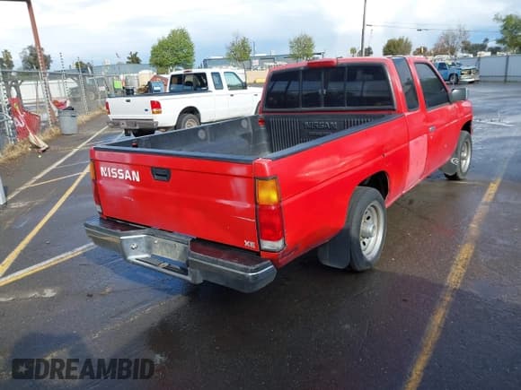 ✅ 1994 Nissan Frontier XE • VIN: 1N6SD16S3RC332096 • Лот: 41915086. Опубликован ранее на IAAI с пробегом 257 502 миль. Бесплатный доступ к архиву аукционных продаж из США и подробный отчёт об истории автомобиля на DreamBid. Изображение 4.