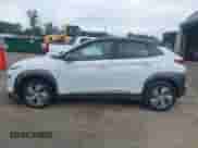 2019 Hyundai Kona SEL z VIN KM8K23AG0KU036939, wystawiony jako IAAI lot #42601886 z przebiegiem 174 021 mil mil oraz . Historia ofert i sprzedaży dostępna na DreamBid. Obrazek 14.