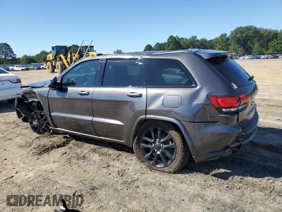 ✅ 2019 Jeep Grand Cherokee Altitude • VIN: 1C4RJFAG6KC646017 • Лот: 81796755. Опубликован ранее на Copart с пробегом 64 766 миль. Бесплатный доступ к архиву аукционных продаж из США и подробный отчёт об истории автомобиля на DreamBid. Изображение 2.